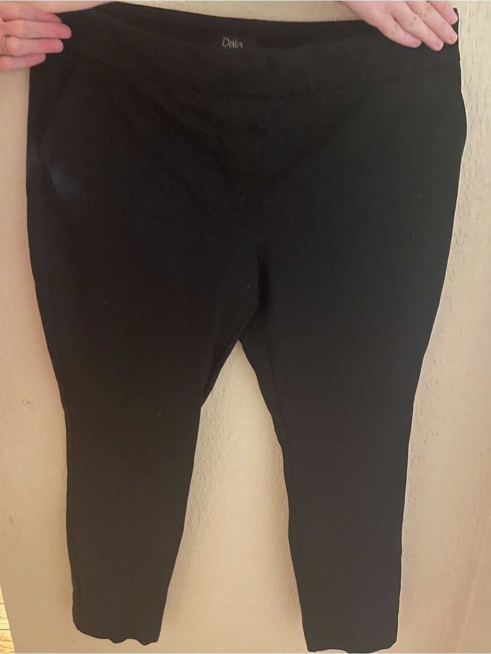 Dalia Black Stretch Ankle Pants